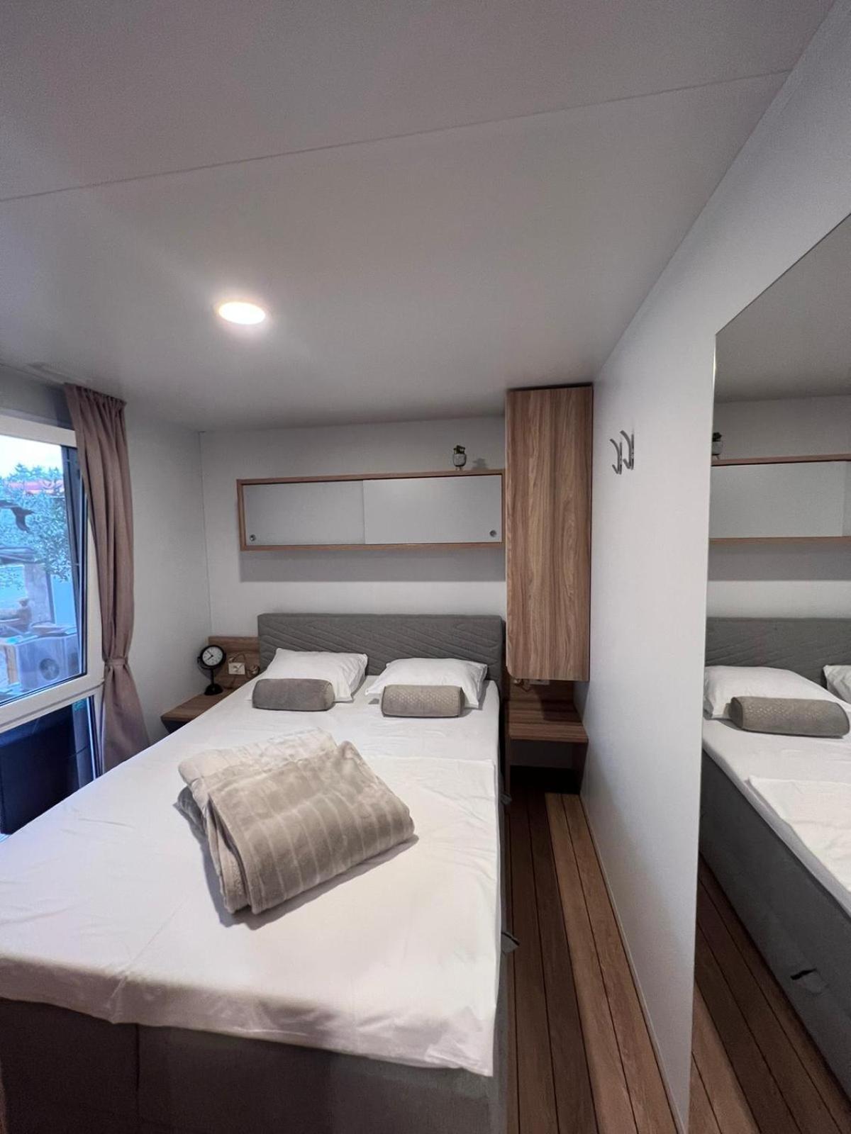 비오그라드나모루 Mobile House F&L 빌라 외부 사진